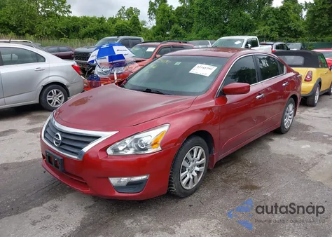 2014 Nissan Altima 2.5 S из США, поврежденный, VIN 1N4AL3AP3EN213193